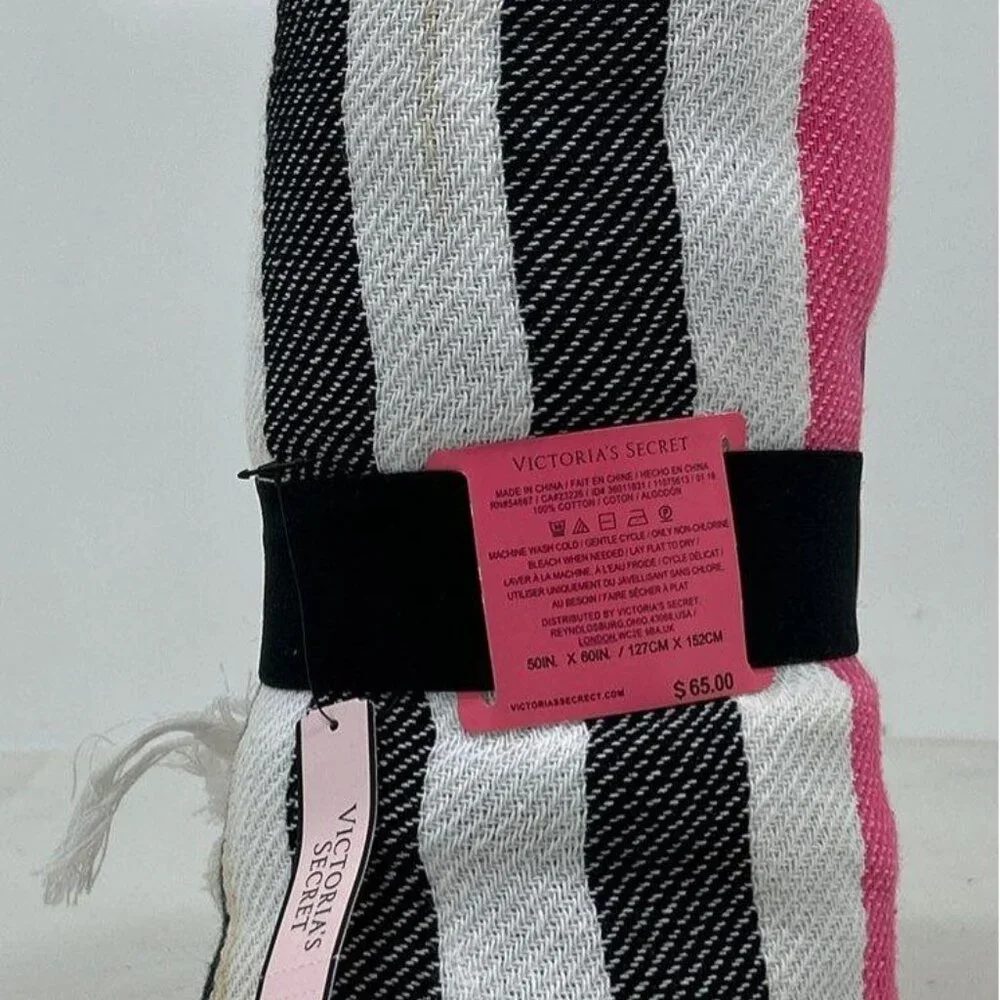 NWT Victoria's Secret Throw Blanket 50 in x 60 in